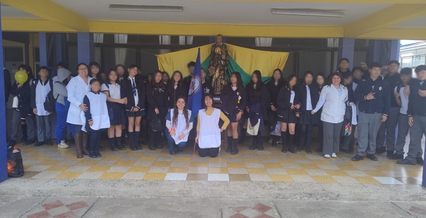 Los/as estudiantes de Enseñanza Media participan en nuestra campaña solidaria eufrasiana.